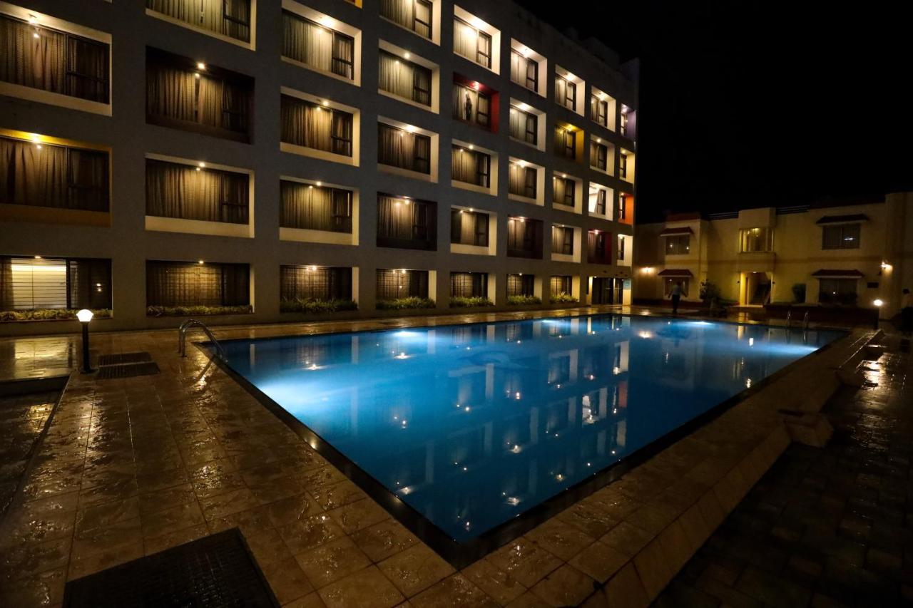 Hotel Atithi, Aurangabad Aurangabad (Maharashtra) Exterior foto